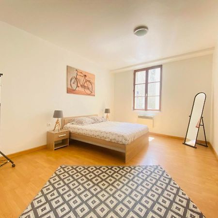 Joli appartement proche cathédrale Laon Exterior foto